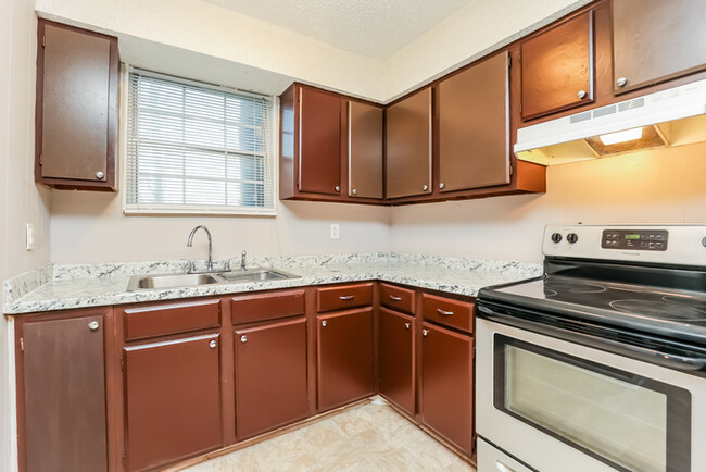 Foto del edificio - 3 Bedroom Clarksville Home