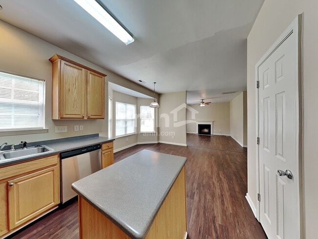 Building Photo - 5711 Falkirk Ln