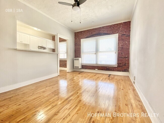 Building Photo - 523 Westmoreland Ave