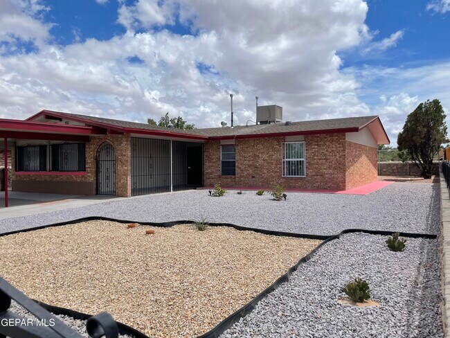 Building Photo - 10604 Fieldrock Ct