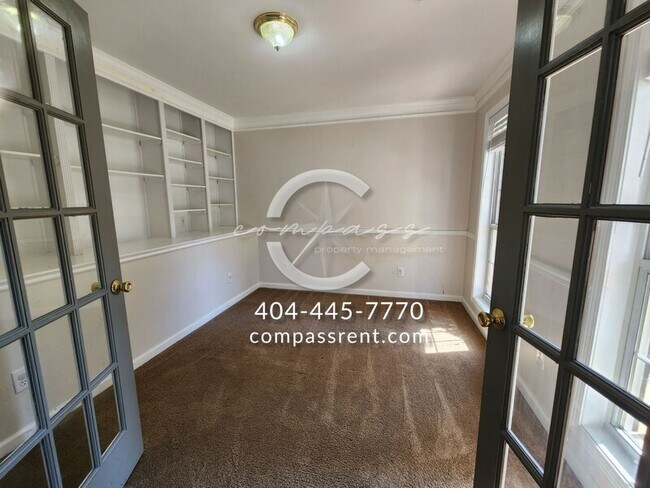 Foto del edificio - 6087 Farmwood Way SE