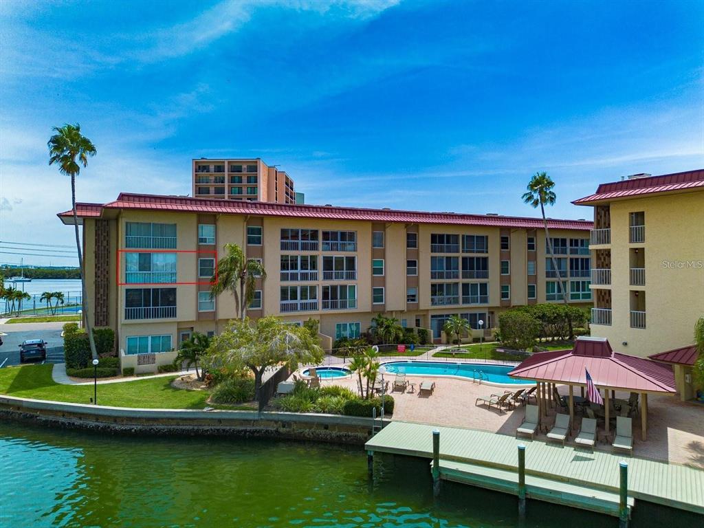 Foto principal - 105 Island Way