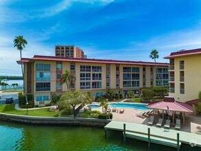 Building Photo - 105 Island Way