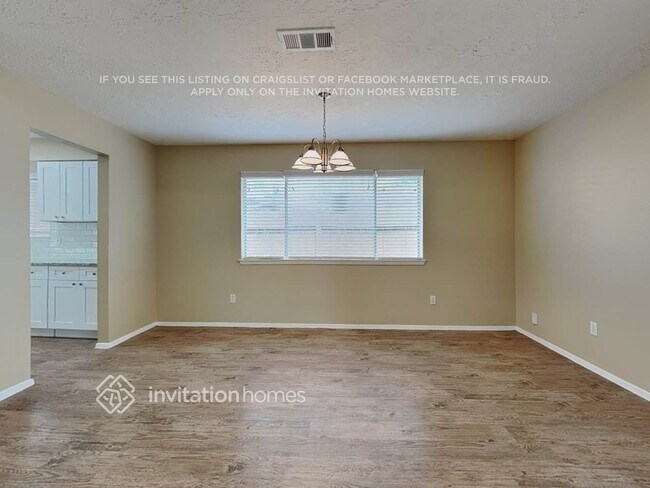 Foto del edificio - 4815 Diehlwood Pl