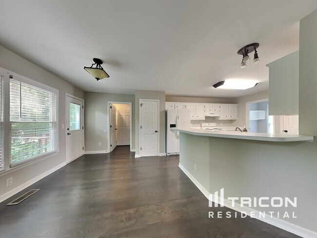 Foto del edificio - 2605 Douglas Ln