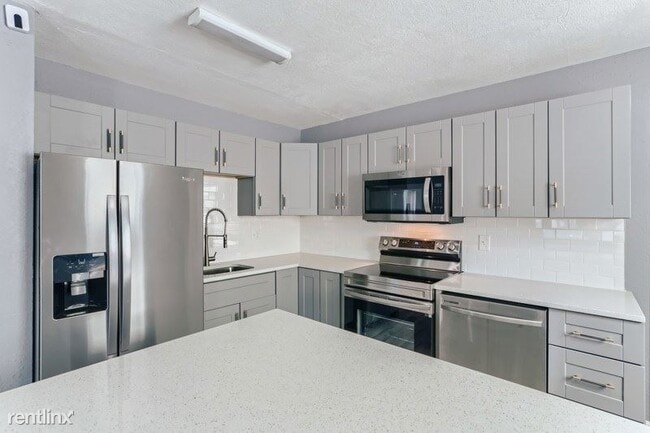 Building Photo - 3 br, 2 bath House - 1008 La Salle Street ...