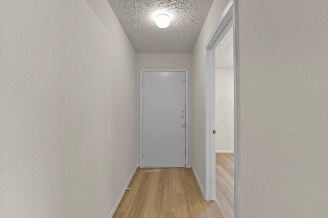 Building Photo - 4427 Burkegate Dr