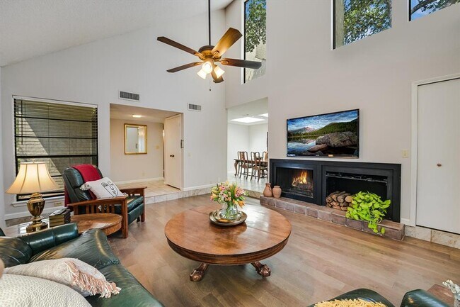 Foto del edificio - 15 Casa Verde St