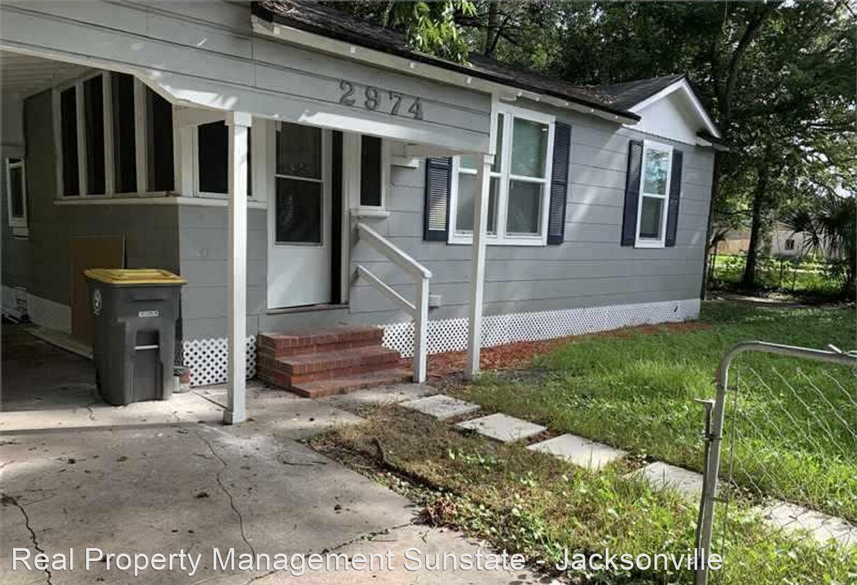 Primary Photo - 3 br, 1 bath House - 2974 Burke St
