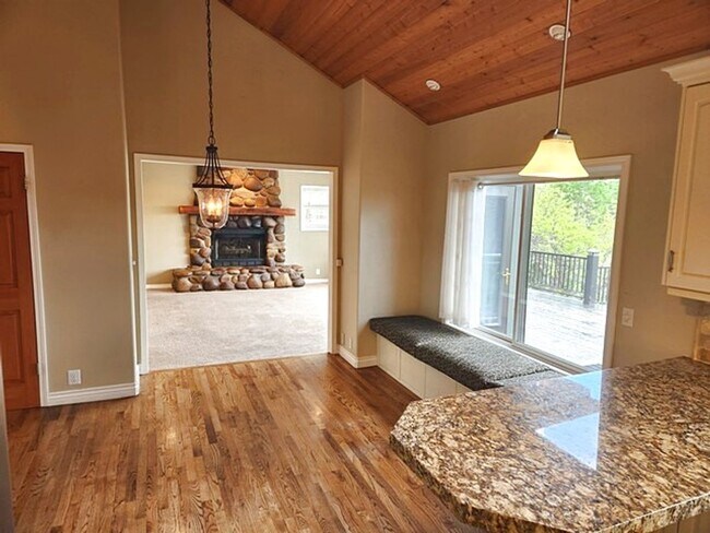 Foto del edificio - Large Private Luxury  Home  in  Pinebrook ...