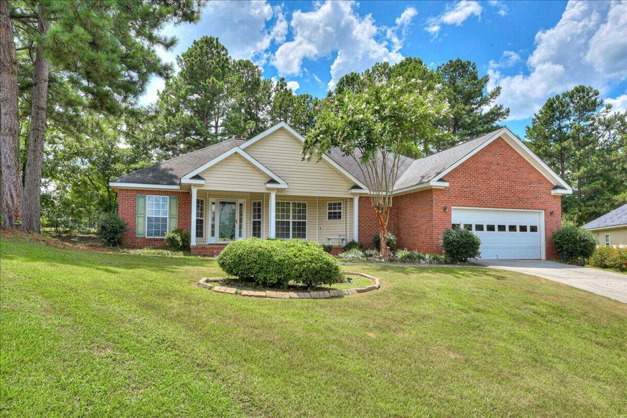 Primary Photo - 924 Prairie Cir