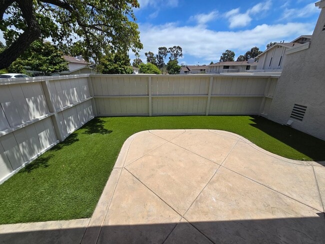 Building Photo - 7808 Camino Noguera