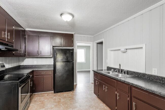 Foto del edificio - Brick 3-Bedroom Beauty in Greenville, SC