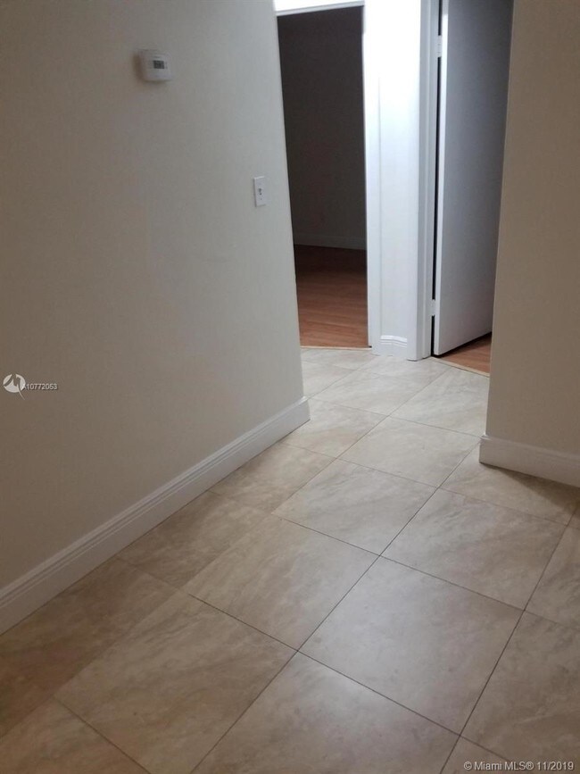 Building Photo - 1119 SW 12th Ct  1119 Miami FL 33135