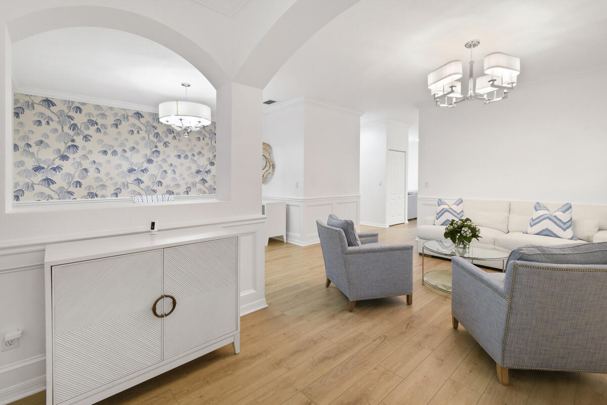 Primary Photo - 193 Porgee Rock Pl