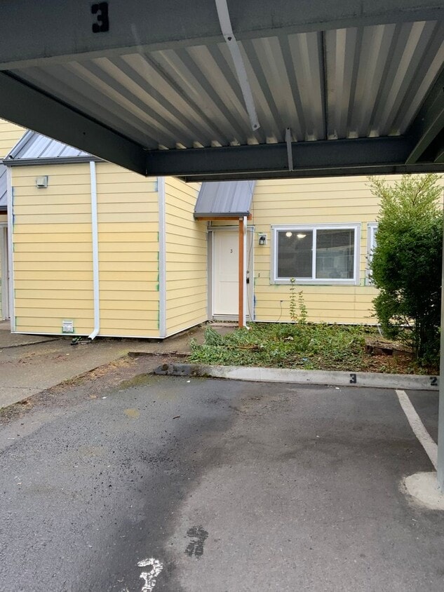 Cozy 2 Bed/1.5 Bath Condo Hazel Dell Area! - ** COMING SOON!** Cozy 2 Bed/1.5 Bath Cond...