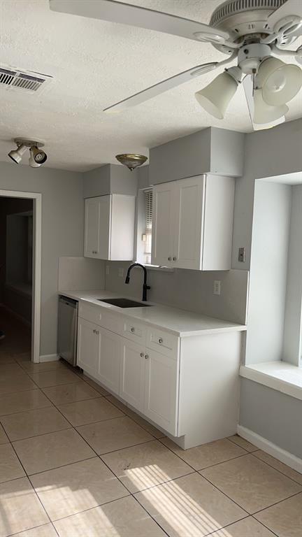 Foto del edificio - 6226 S Greenpark Dr