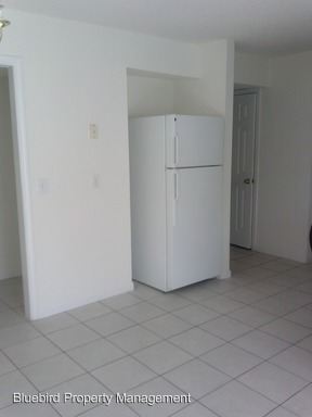 Building Photo - 17 Trentridge Ct