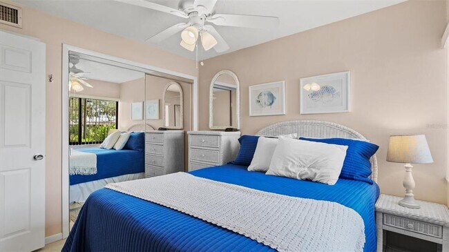 Foto del edificio - 1700 Cove II Pl