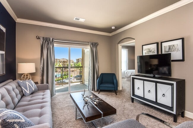 Building Photo - Residences at Prairiefire Apartment Homes