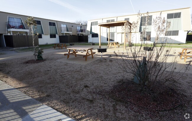 Foto del edificio - Casa Bella Apartments