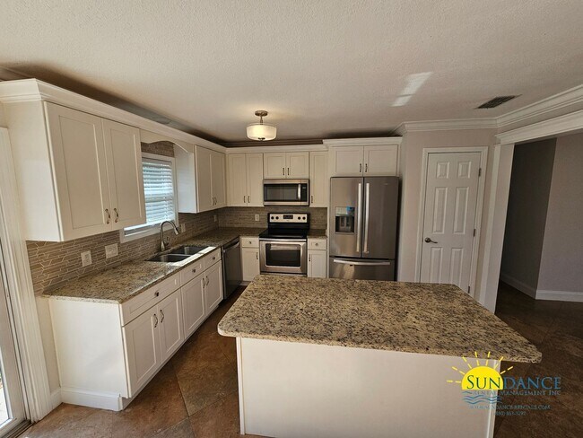 Foto del edificio - Great 3 Bedroom Home in Destin