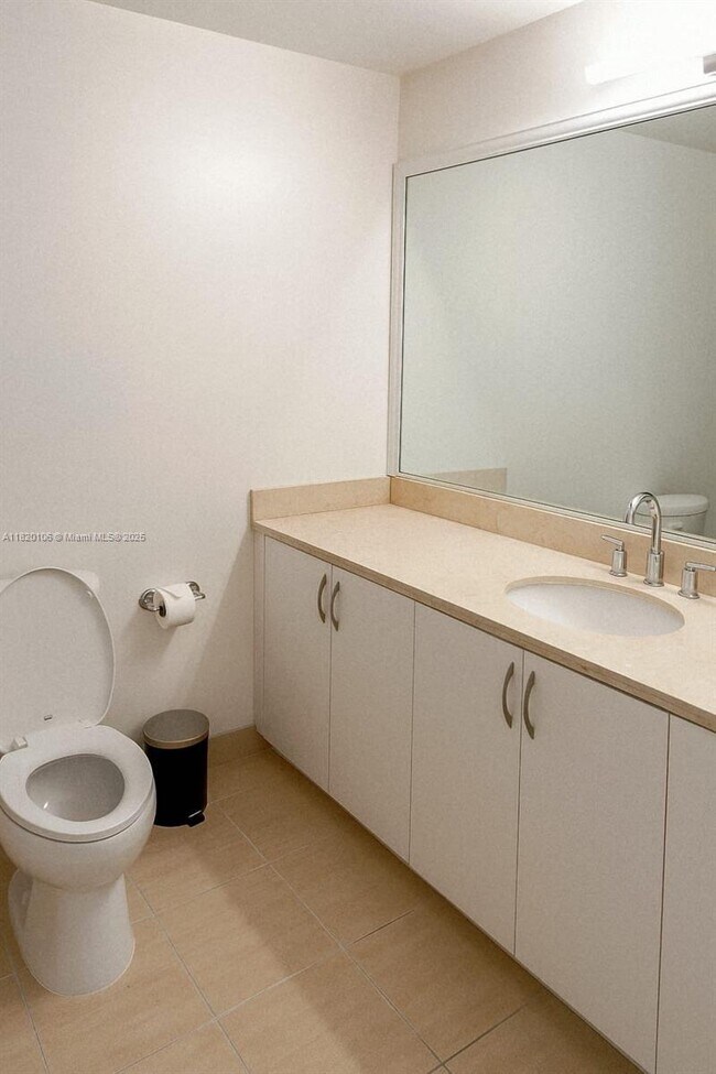 Foto del edificio - 1750 N Bayshore Dr
