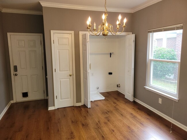 Foto del edificio - 5295 Cottage Ln