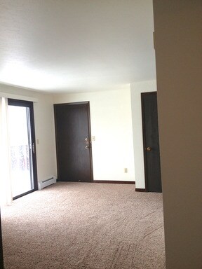 Building Photo - 1673 Lenwood Ave