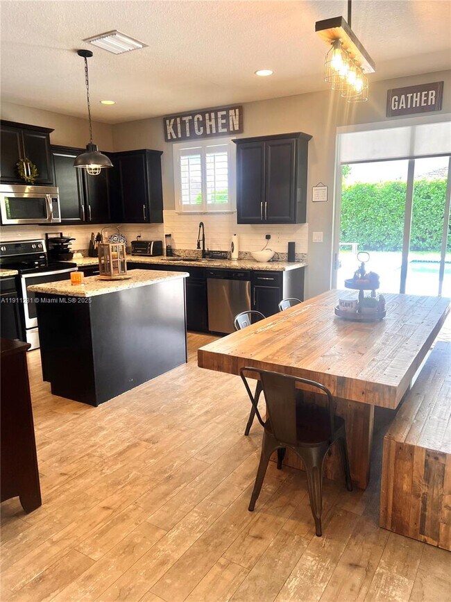 Foto del edificio - 12780 SW 224th St