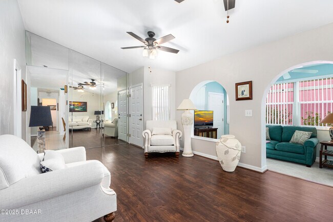 Building Photo - 4584 Barnacle Dr