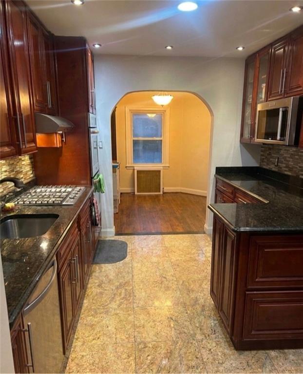 Foto del edificio - 201-15 119th Ave