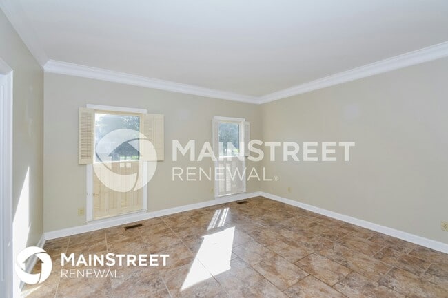 Building Photo - 680 Northridge Dr