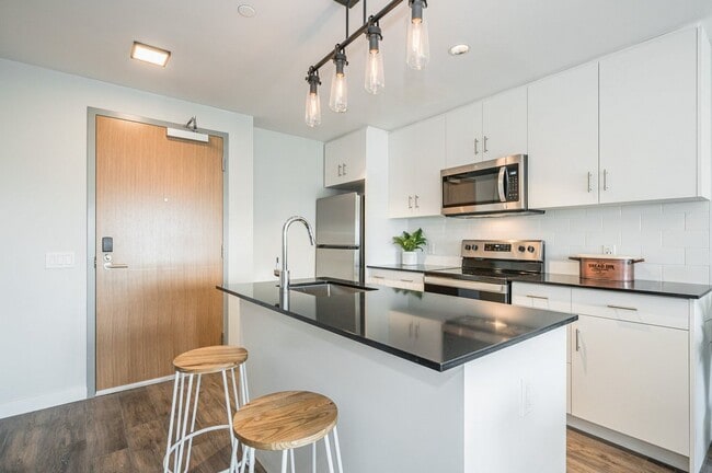 Building Photo - URBN Lofts