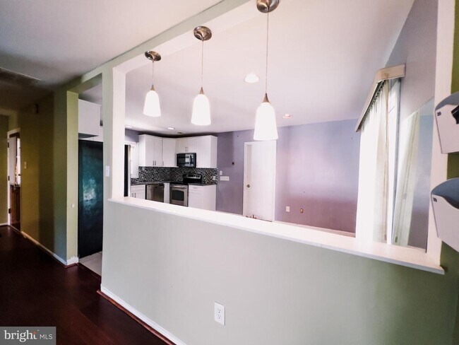 Building Photo - 12304 Melling Ln
