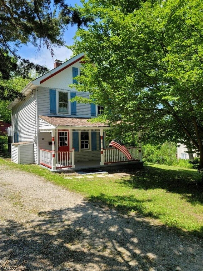 Foto del edificio - 28 Old Rudetown Rd