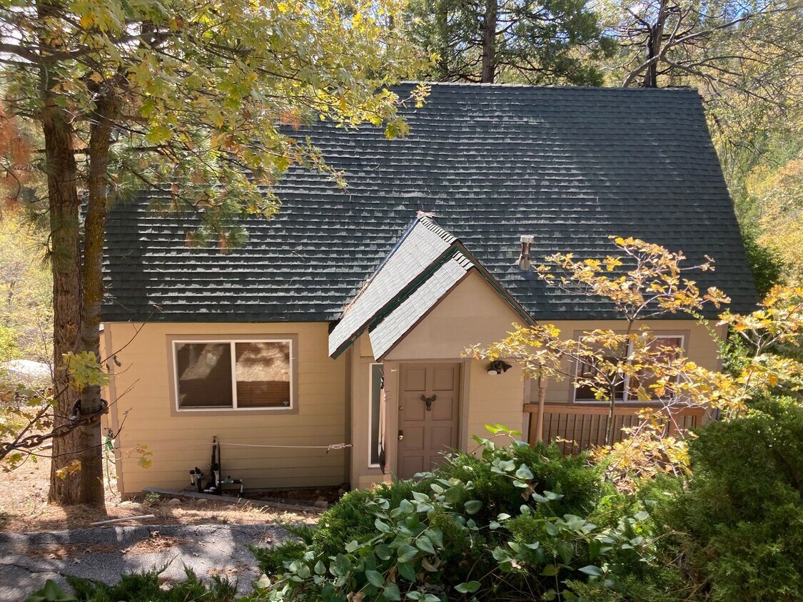 Foto principal - Perfect Cabin with Driveway and Carport.