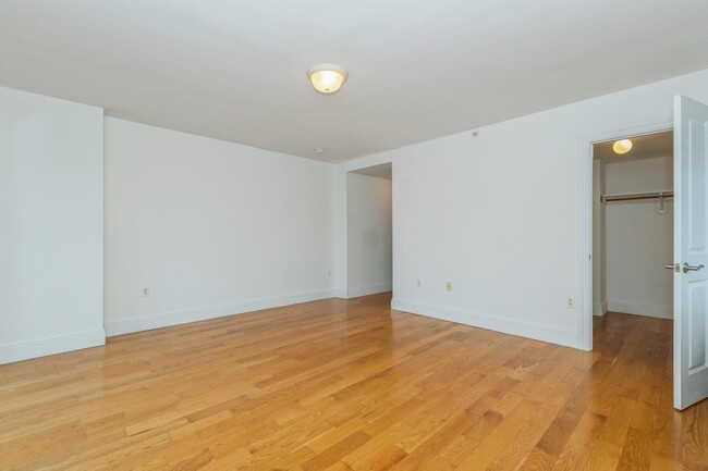 Foto del edificio - 125 43rd St