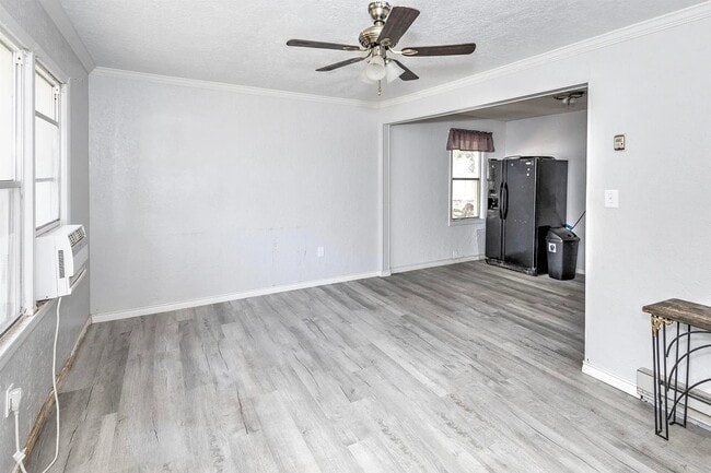 Foto del edificio - 606 N I St