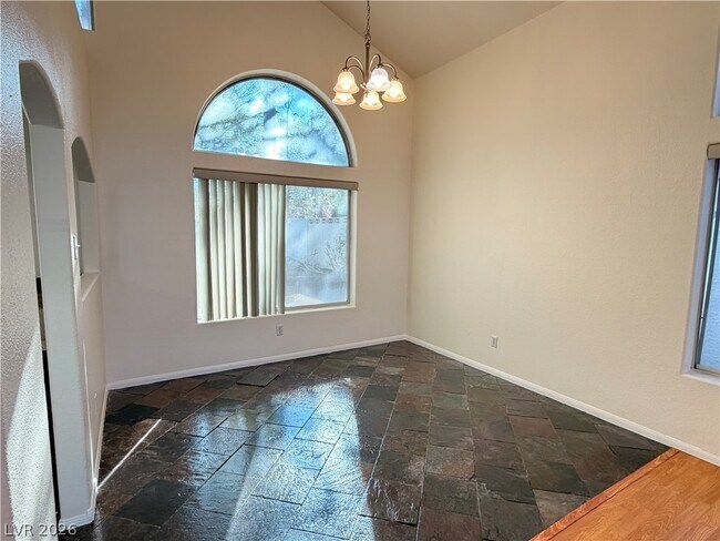 Building Photo - 2836 Huber Heights Dr