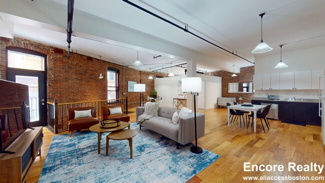 Building Photo - 19 Stanhope St