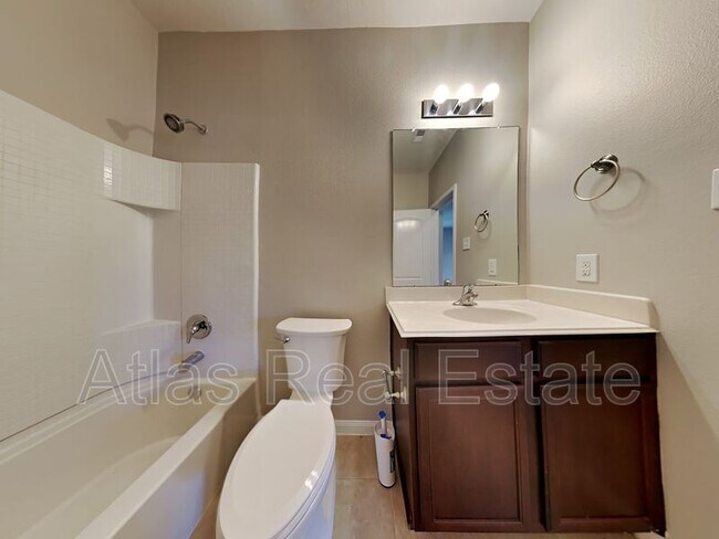 Building Photo - 12038 Powderhorn Ln
