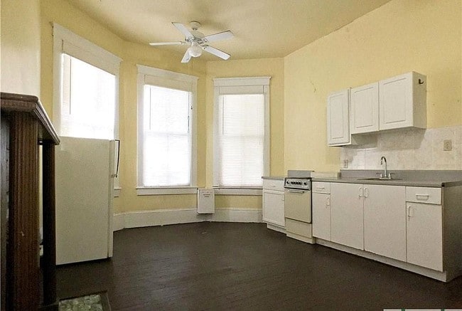 Foto del edificio - 122 W 36th St