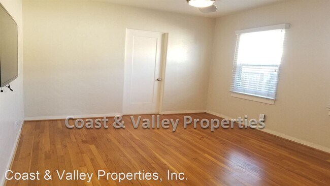 Foto del edificio - 3 br, 2 bath House - 124 Lorimer St.