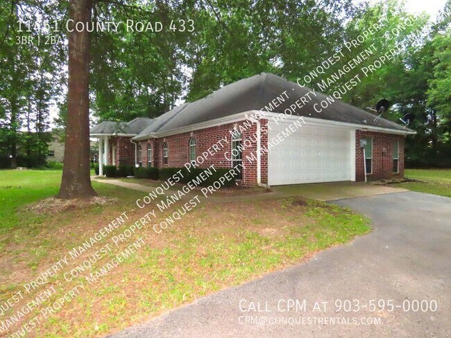 Building Photo - Gorgeous 3 Bedroom, 2 Bath House: Country ...