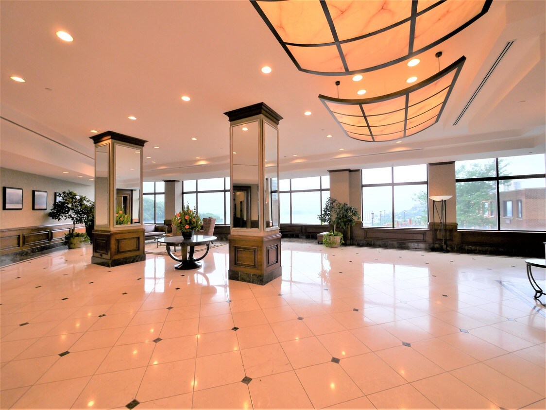 100 Old Palisade Rd, Fort Lee, NJ 07024 Apartments in Fort Lee, NJ