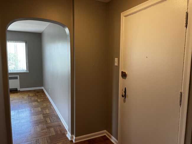 2 Bedroom - 850 sqft - Edenview