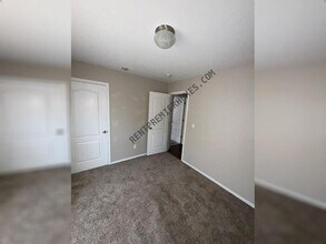 Building Photo - 3116 SE 96th St