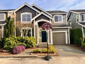 Building Photo - 2551 NE Kensington Ct
