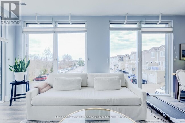 Building Photo - 631 Liverpool Rd